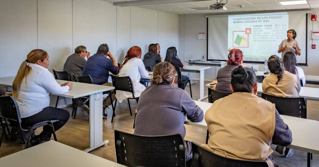 Imagen de sala de reuniones de Hotel en Calama para trabajadores mineros
